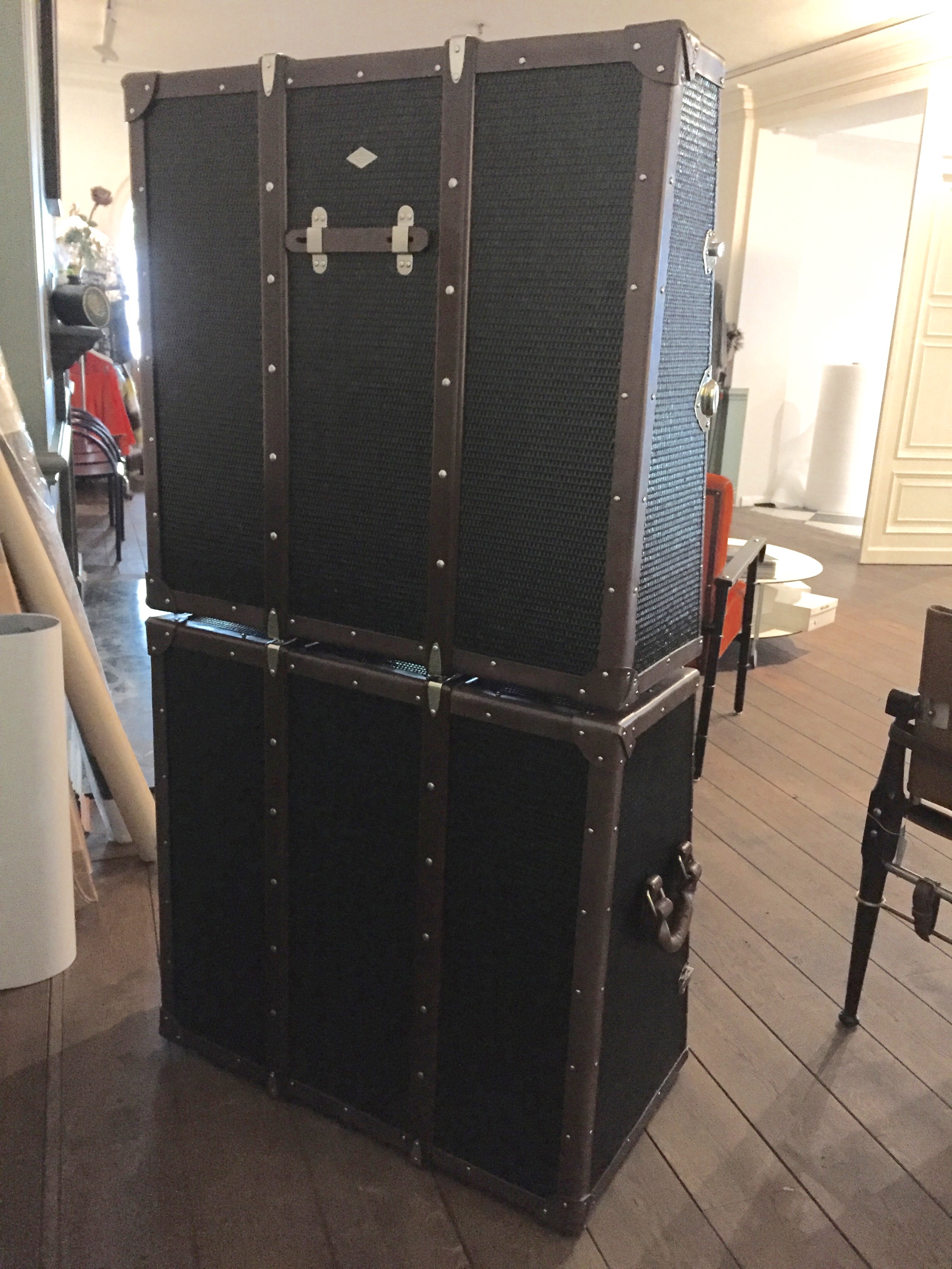 Qitoya Trunk