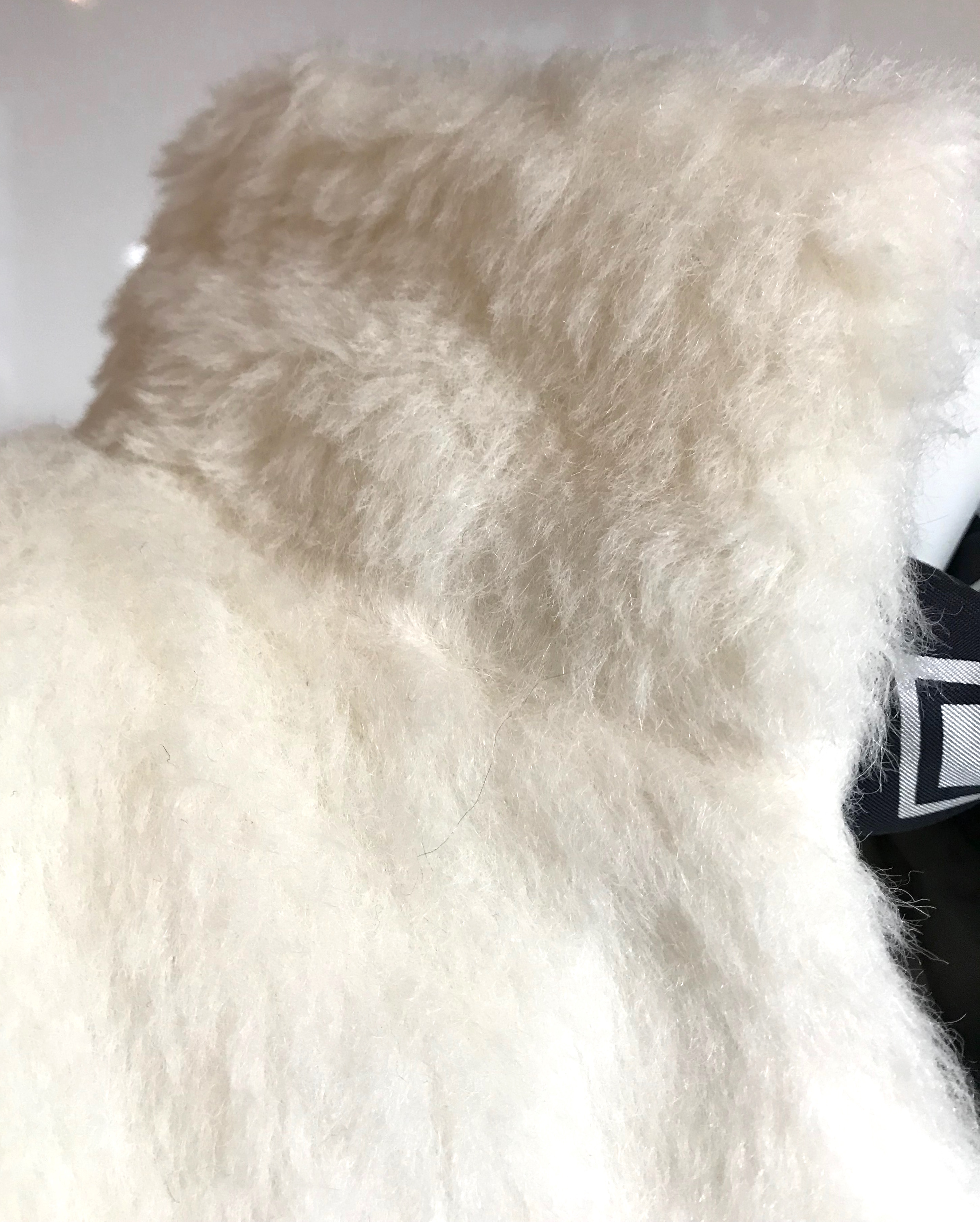 Eisbären Fellweste