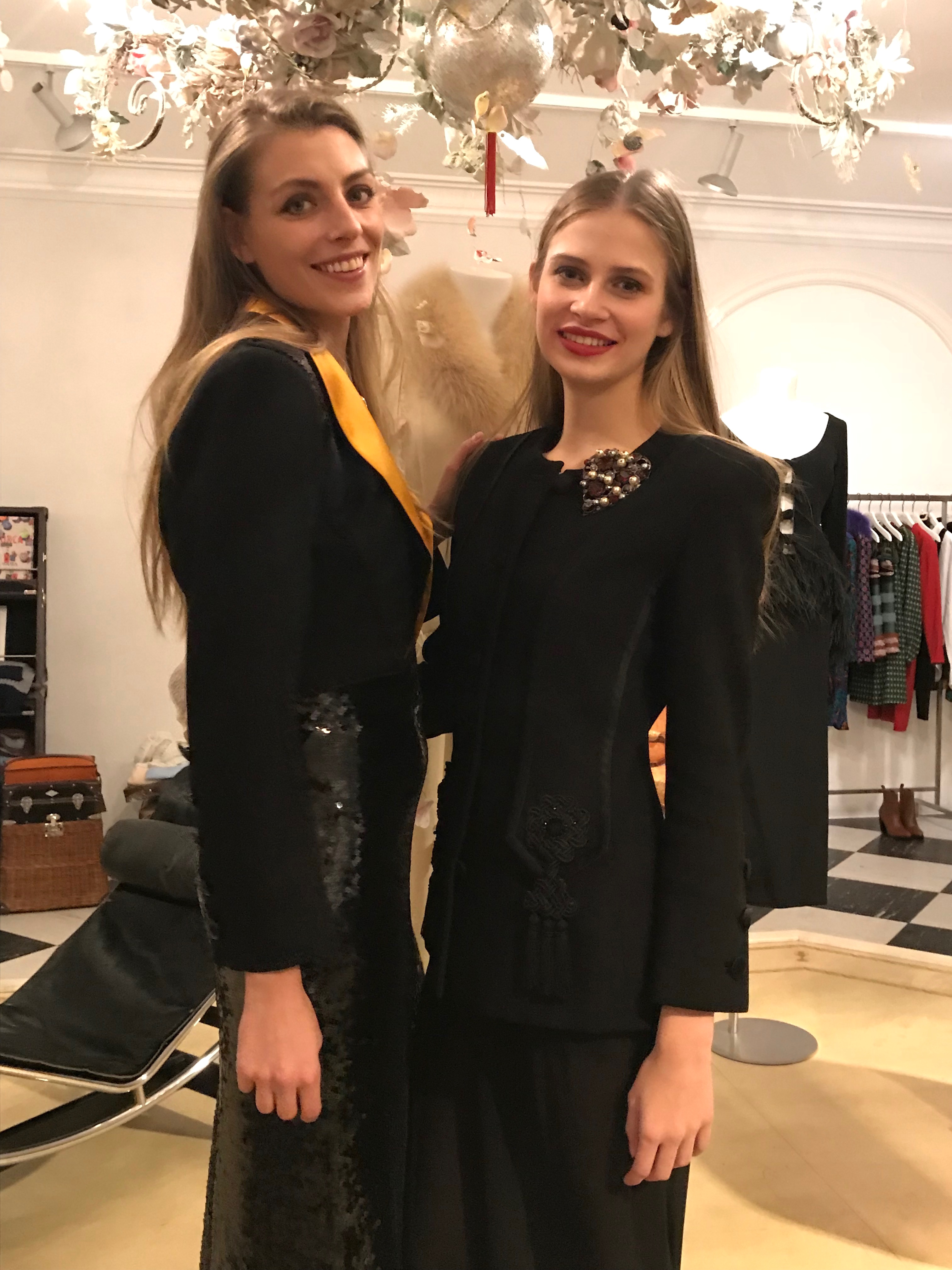 Vernissage Vintage Couture