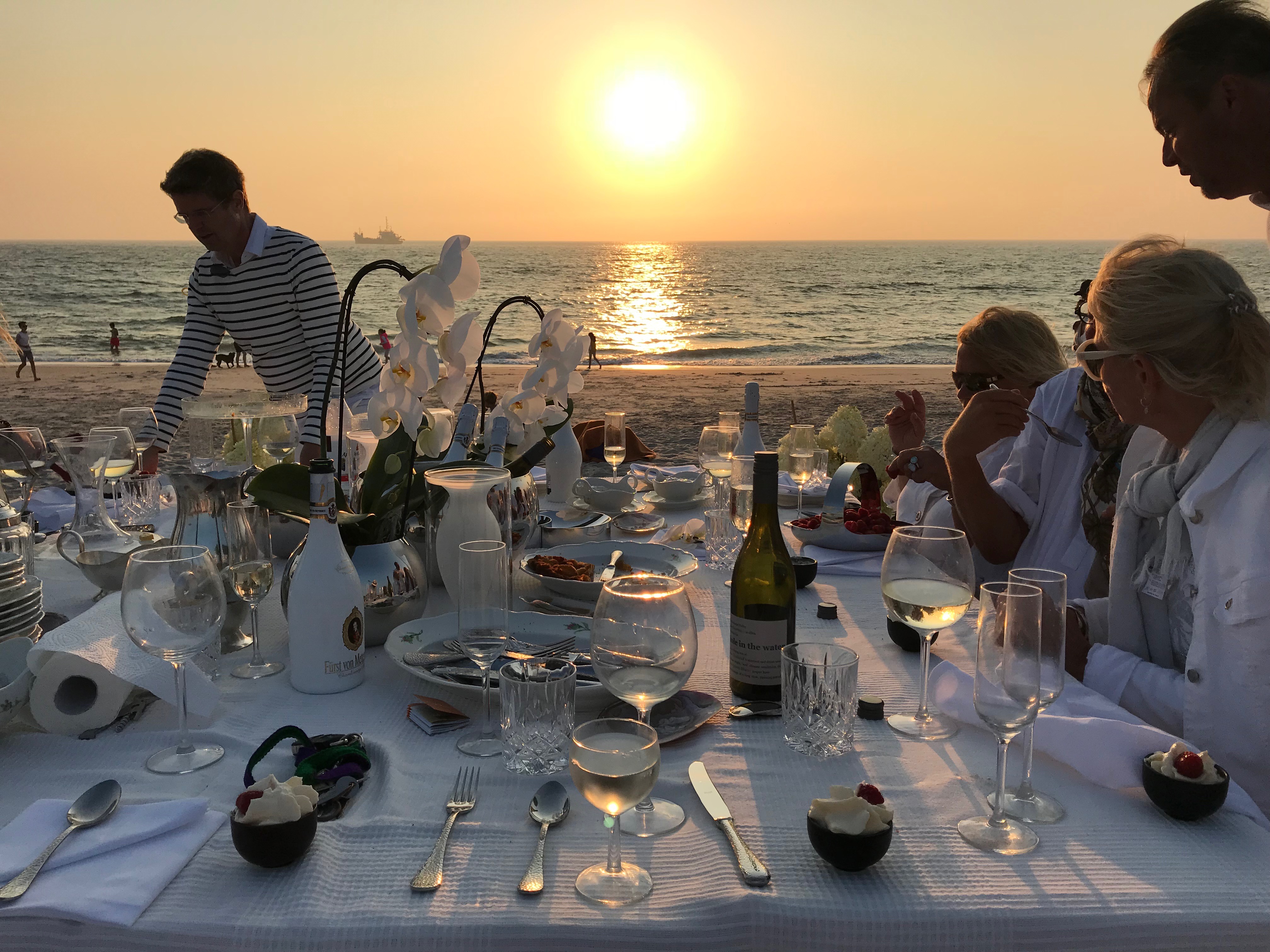 White Dinner