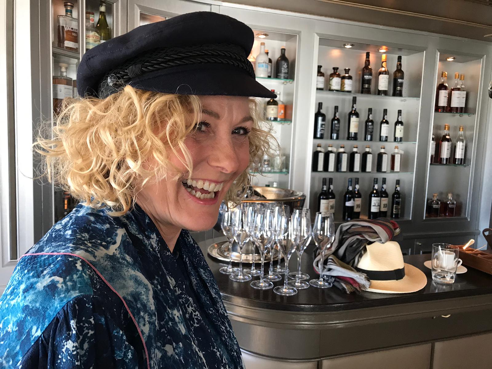 a63a2585-721f-4698-9207-2459997c9e6f