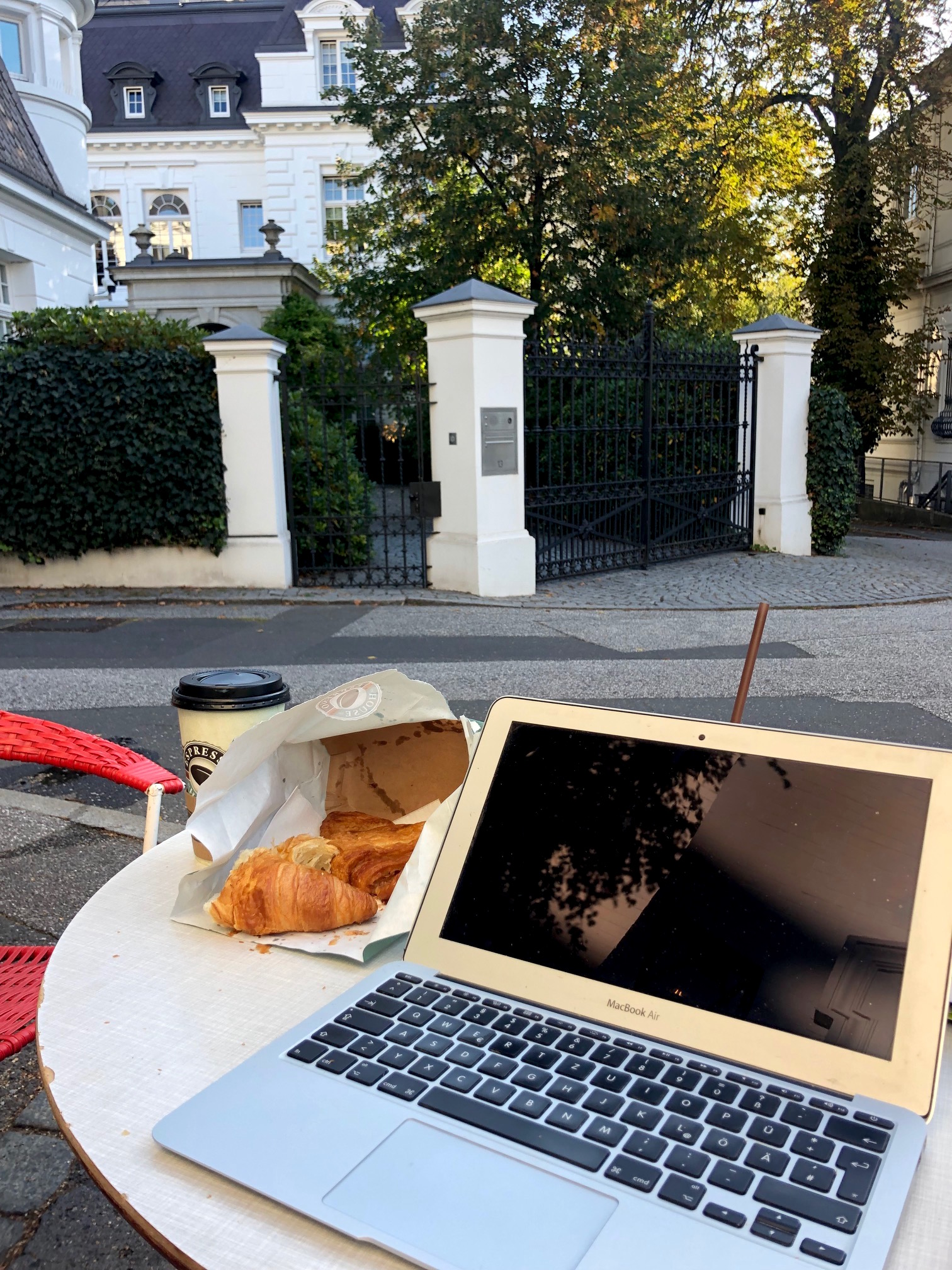 MILCHSTRASSE 11
