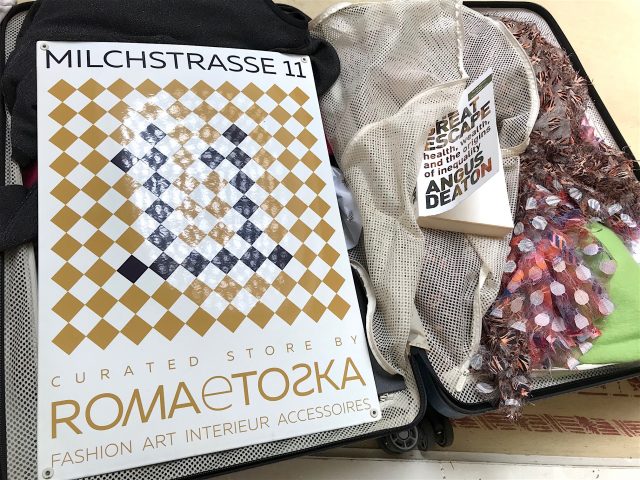 MILCHSTRASSE 11 IN MY SUITCASE