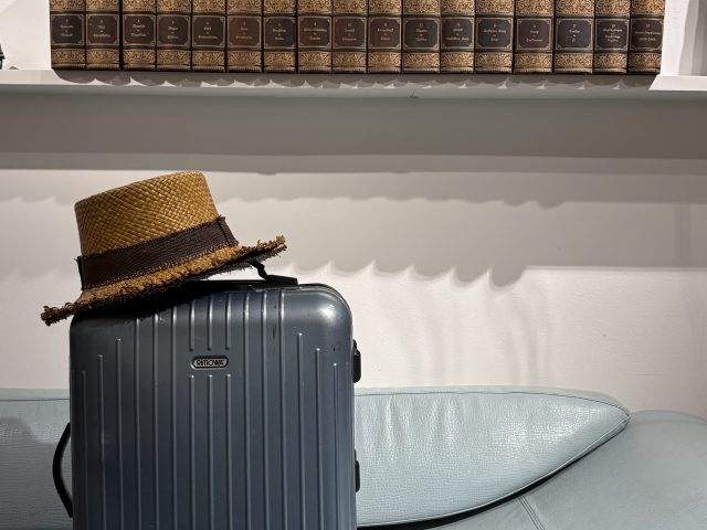 DAY ONE: ICH PACKE IN MEINEN KOFFER